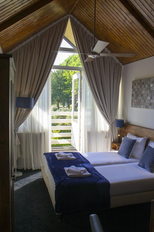 Hotel Hartlief Buinen Экстерьер фото